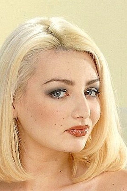 Photo of Hannah Cole, Acting
