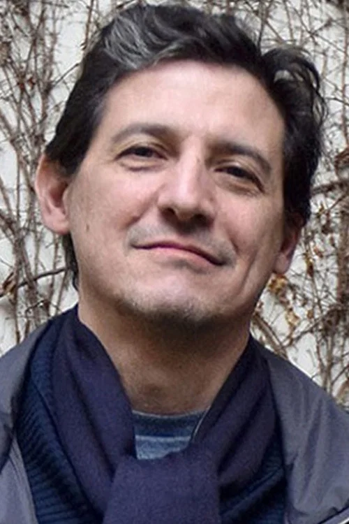 Photo of Omar Quiroga, Writing