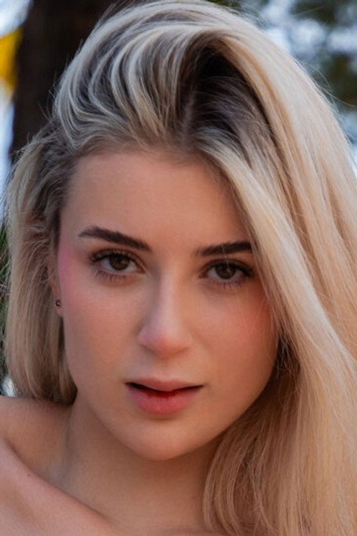 Photo of Angelique Rose, Acting