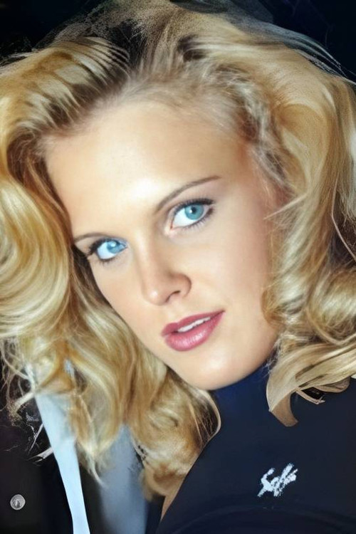 Photo of Laura Biggs, Acting
