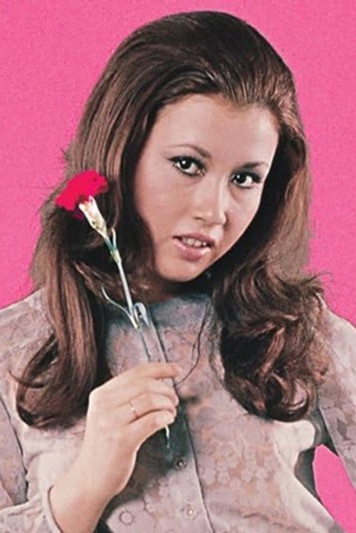 Photo of Mari Henmi, Acting