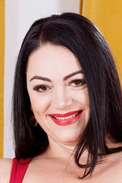 Photo of Klara Devine, Acting