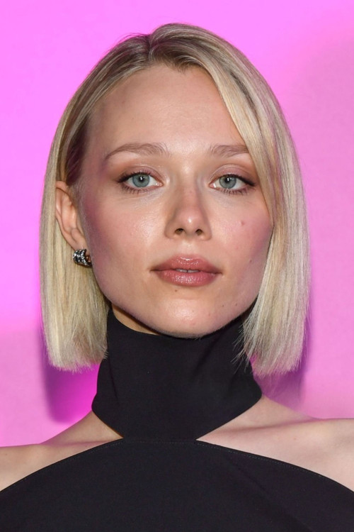 Ivanna Sakhno profile