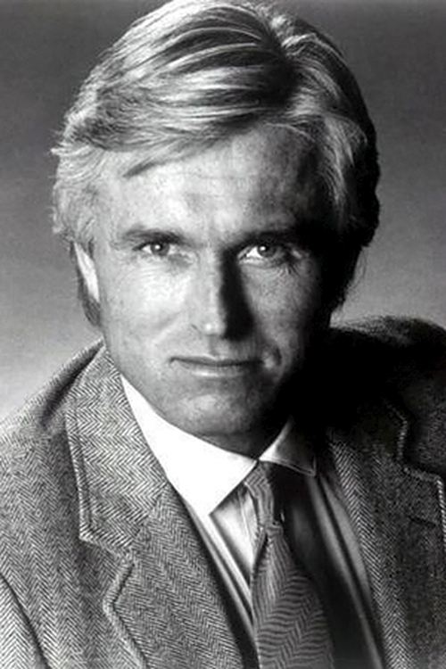 Photo of Dennis Holahan, Acting