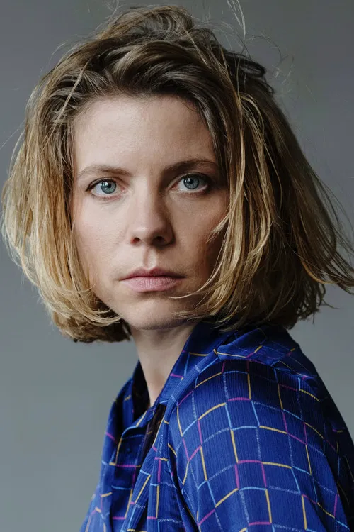 Photo of Thea Rasche, Acting
