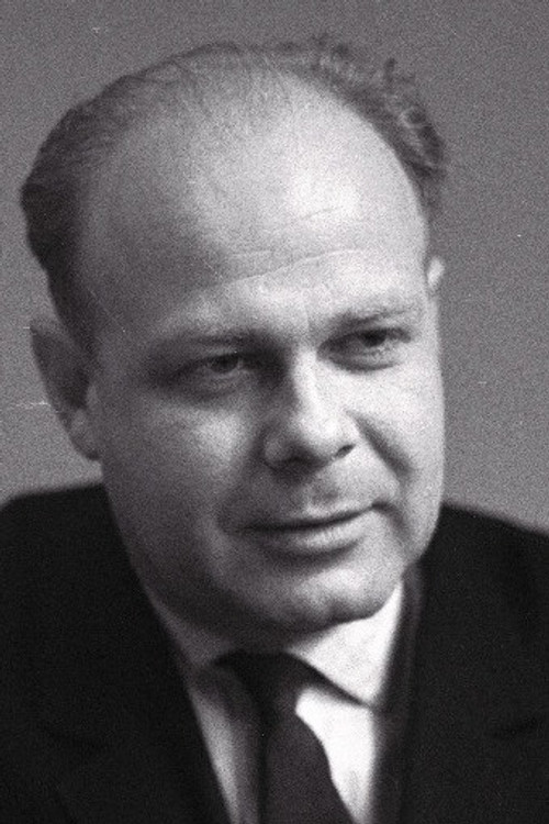 Photo of Einar Maasik, Writing