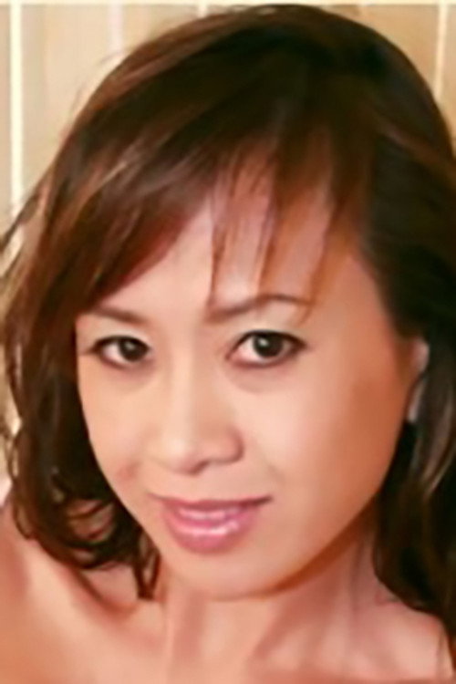 Photo of Mia Tran, Acting
