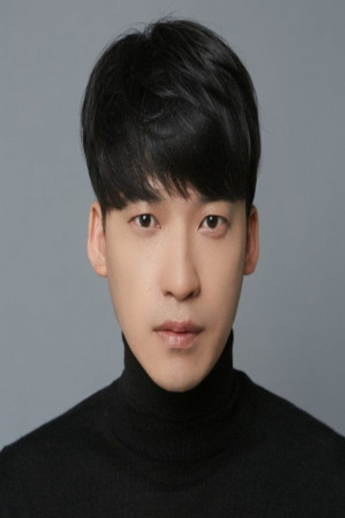 Photo of Kim Young Yong, Acting