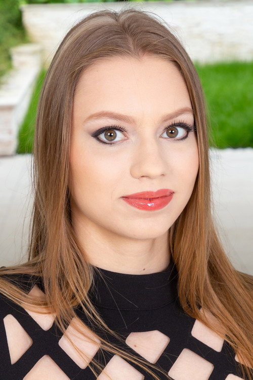 Photo of Mia Split, Acting