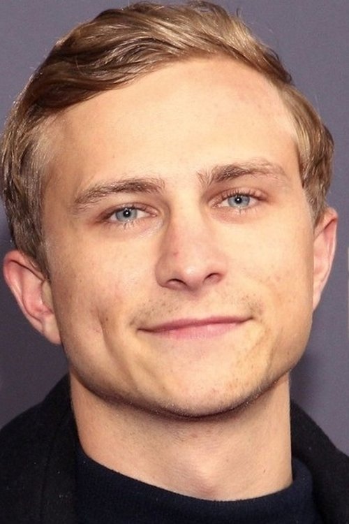 Max Hubacher profile