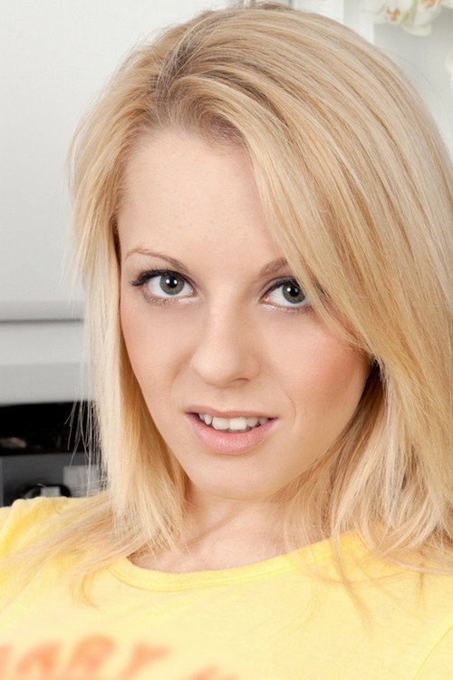 Photo of April Paisley, Acting
