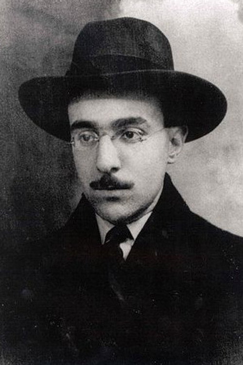 Photo of Fernando Pessoa, Writing