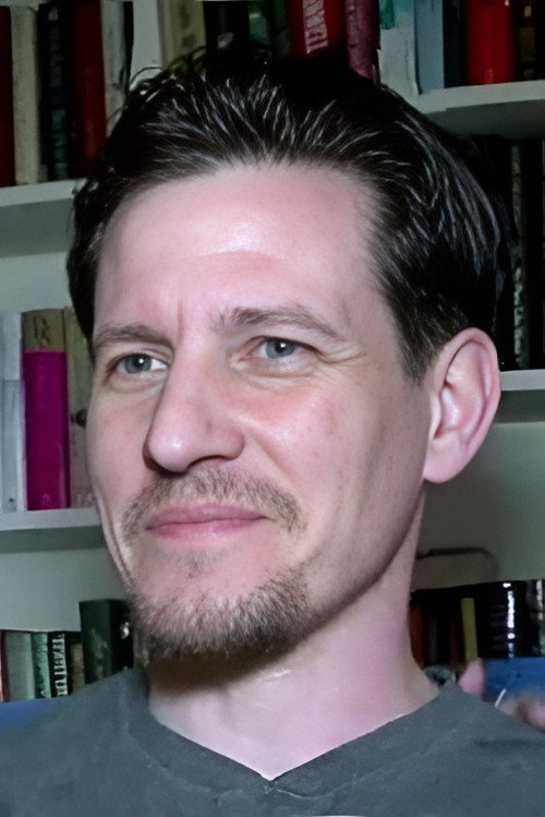 Photo of Aaron Willis, Acting