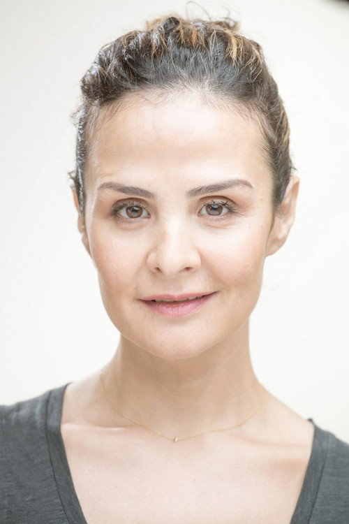 Photo of Lenika Arfani, Acting