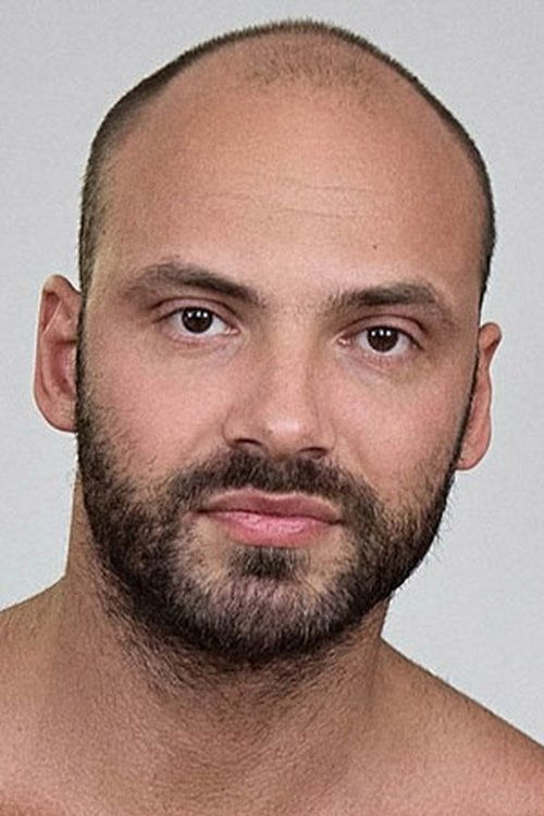 Photo of Eric Tomfor, Acting
