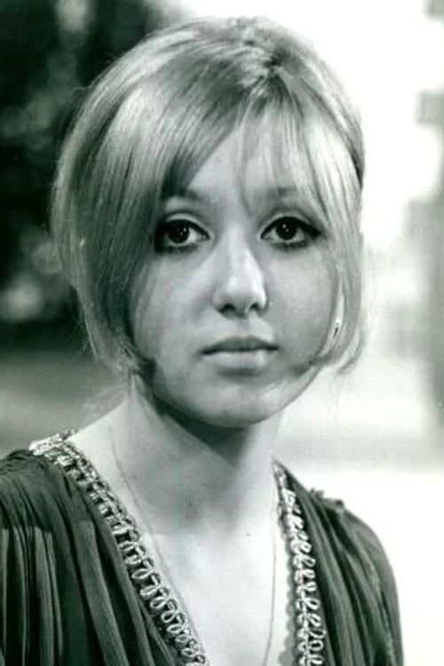 Adrienne Posta profile