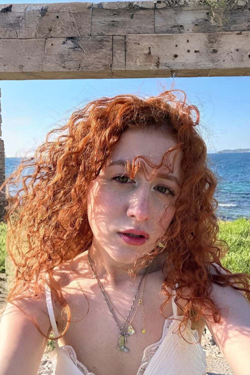 Photo of Aysel Yalçın, Camera