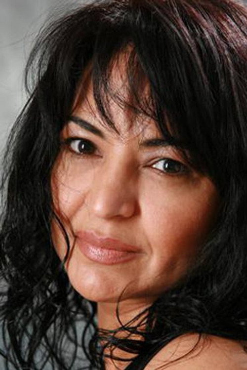 Photo of Leila D'Issernio, Acting