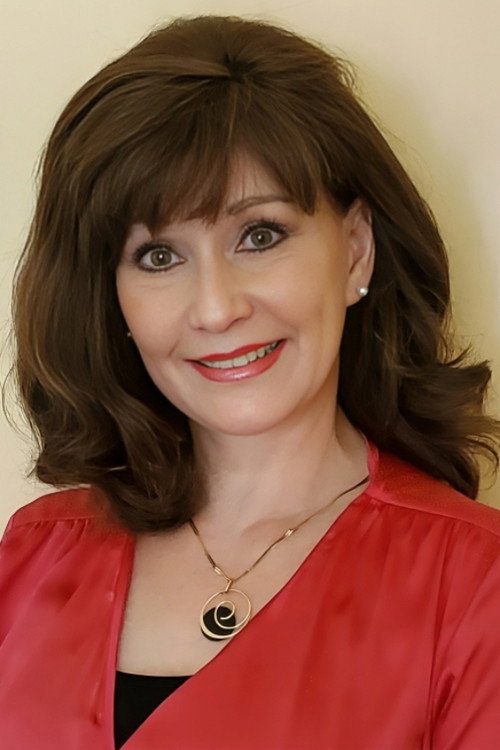 Photo of Nina Surbaugh, Acting