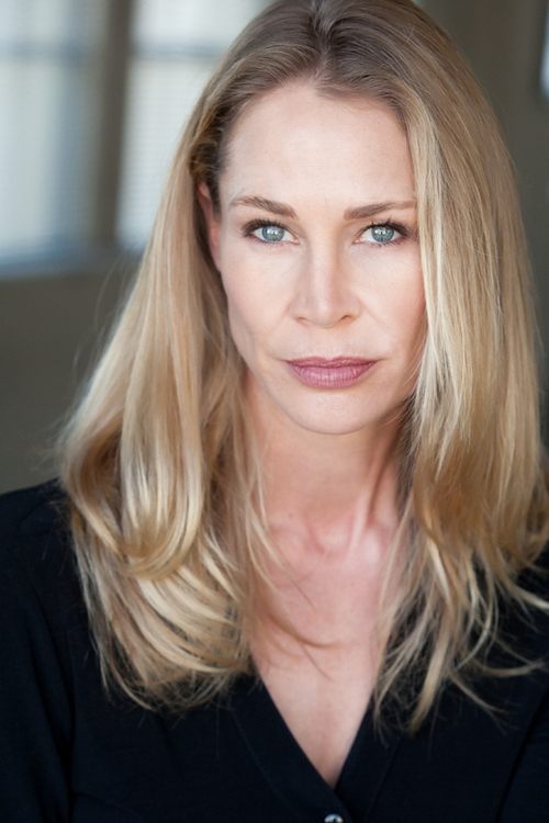 Kathleen Kinmont profile