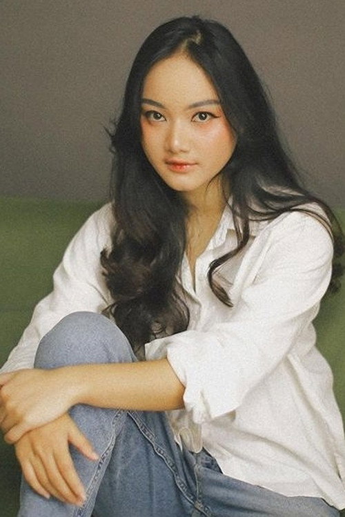 Photo of Putri Anggie, Acting