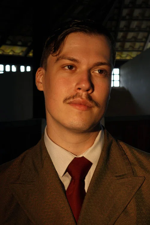 Photo of Eric Tomas, Acting