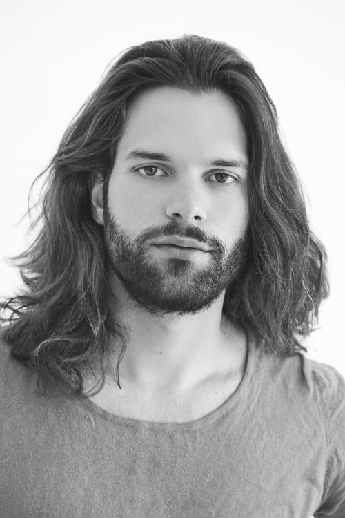 Nikolas Bravos profile