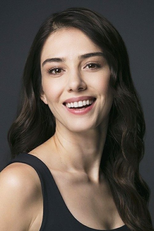 Özge Gürel profile