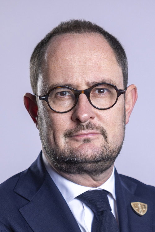 Vincent Van Quickenborne profile