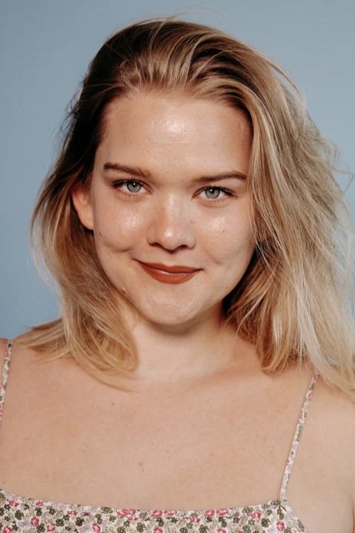 Photo of Maddie Scanlan, Acting