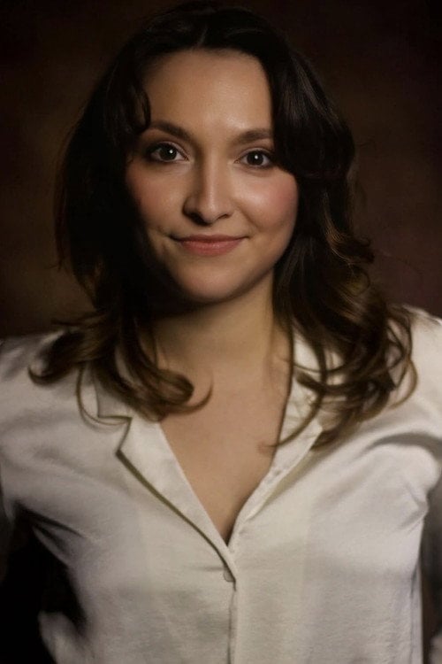 Photo of Carolina Contreras Issa, Acting