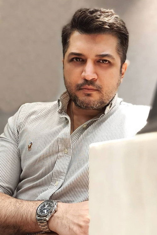 Pendar Akbari profile