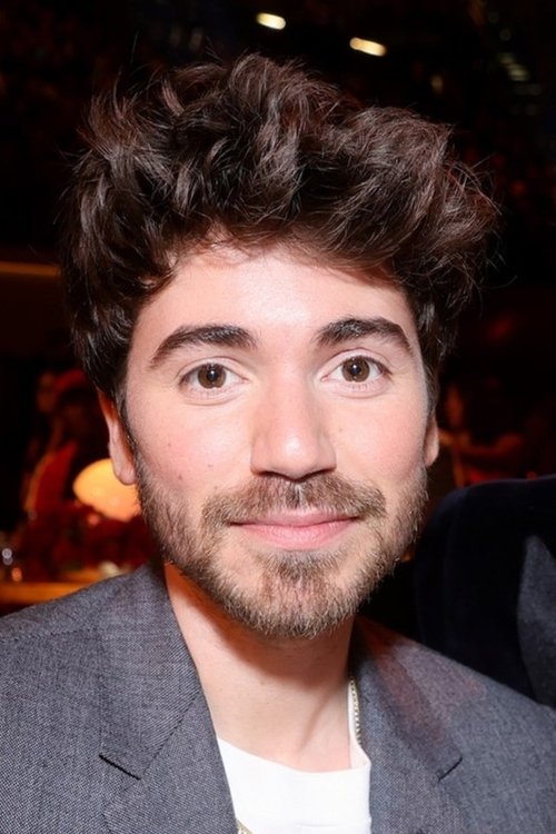 Noah Galvin profile