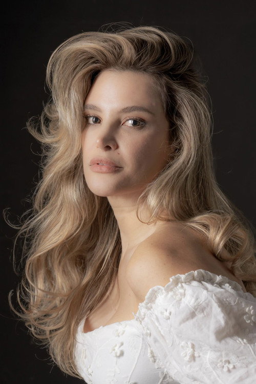Photo of Laura Arbeláez, Acting