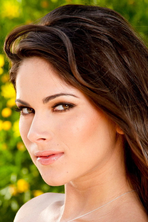 Photo of Aspen Rae, Acting