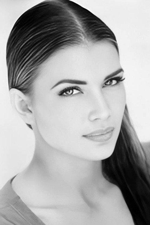 Photo of Alina Thompson, Acting