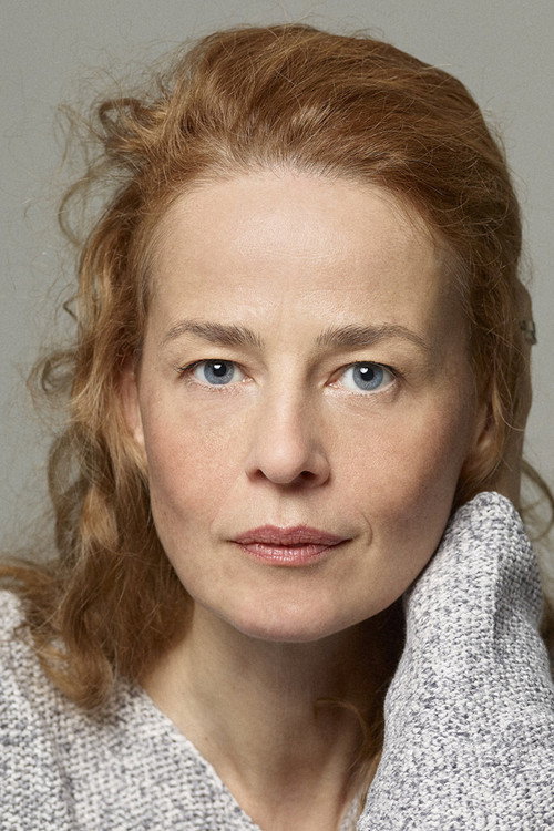 Photo of Elin Petersdottir, Acting