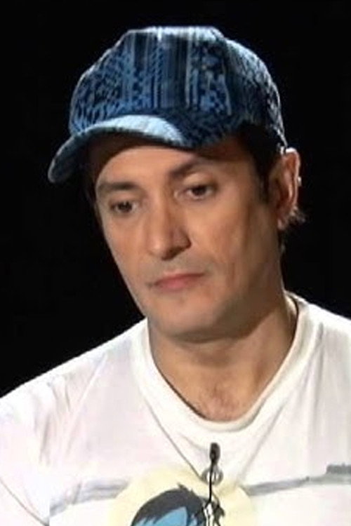 Photo of Simón Ratziel, Crew