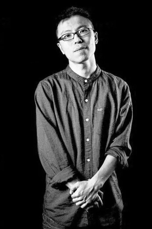 Photo of Shuang Xuetao, Writing