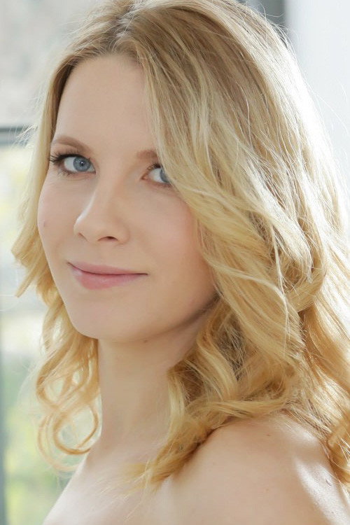 Photo of Kiara Night, Acting