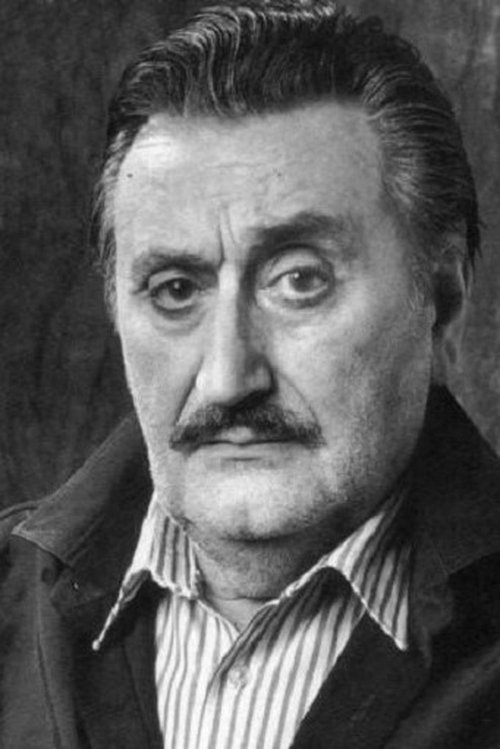 Emilio Laguna profile