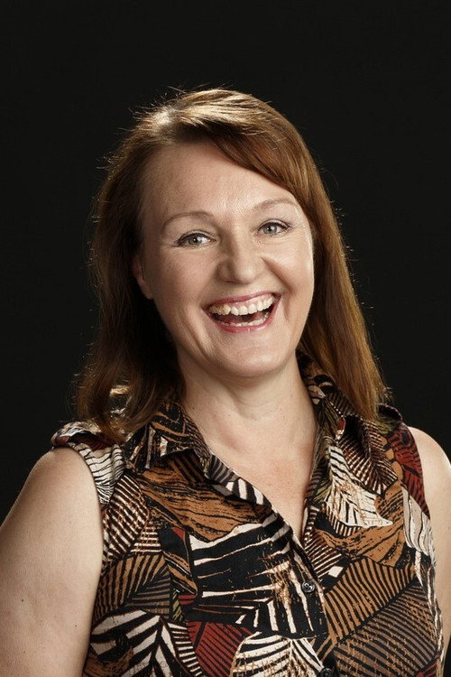 Eve Saarinen profile