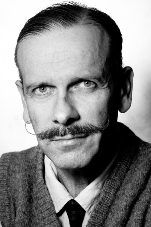 Photo of Eric MacLennan, Acting