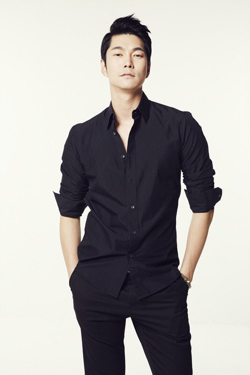 Lee Min-woong profile