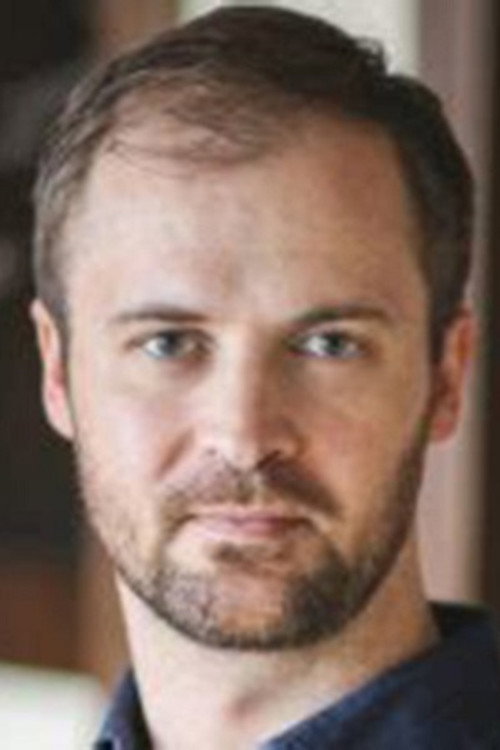 Photo of Elliot Travers, Acting
