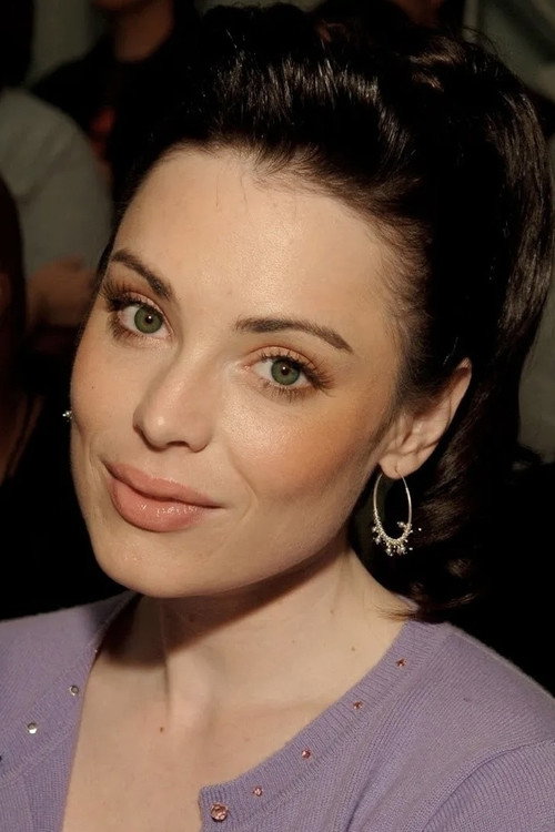 Photo of Yoanna House, Acting