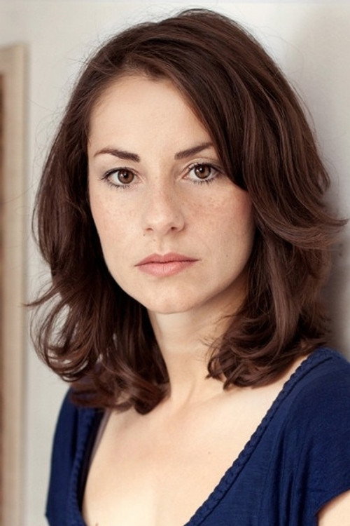 Photo of Nina Azizi, Acting