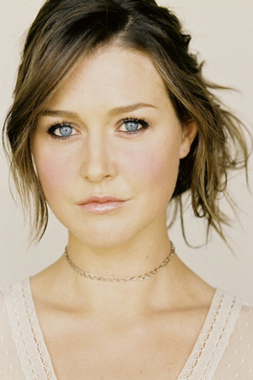 Photo of Peyton McDavitt, Acting