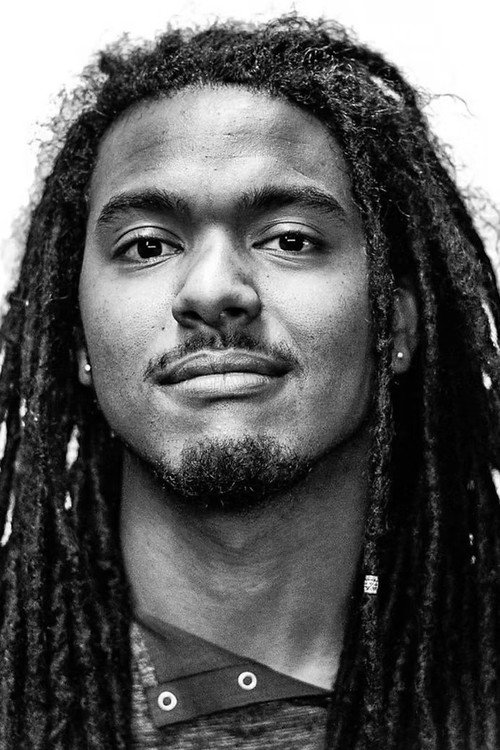 Photo of Manoah Ainuu, Acting