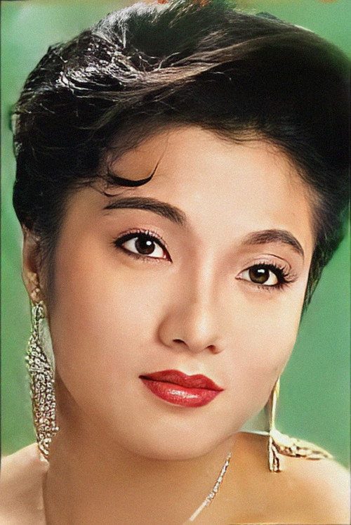 Marina Lau Suk-Wah profile